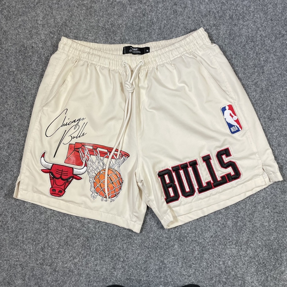 Pro Standard Chicago Bulls Shorts Mens Medium Cream NBA Embroidered Basketball